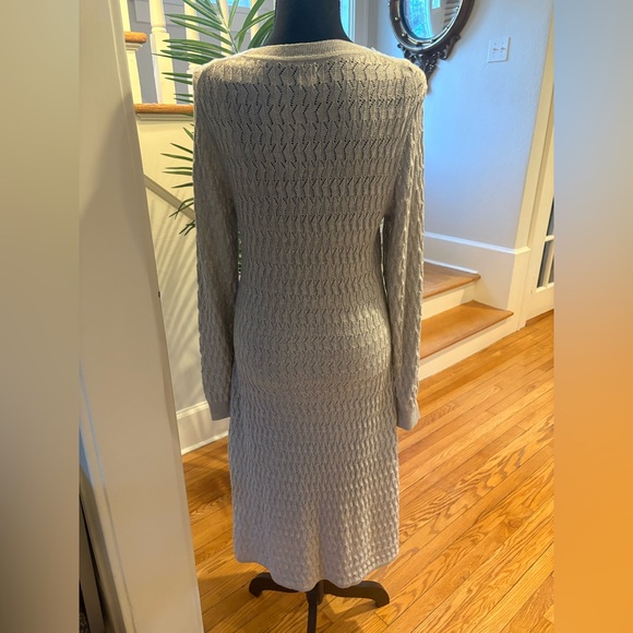 NWT GAP Textured Gray w silver Metallic Midi Sweater
Dress Medium - Picture 5 of 14